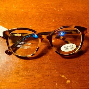 J-Crew Tortoiseshell, blue-light protection Glasses
(NOT Prescription)
